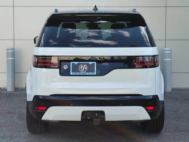 Used 2025 Fuji White Land Rover Dynamic SE image 10