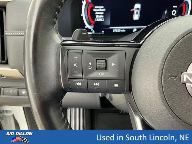 Used 2024 Pearl White Tricoat Nissan Platinum image 9