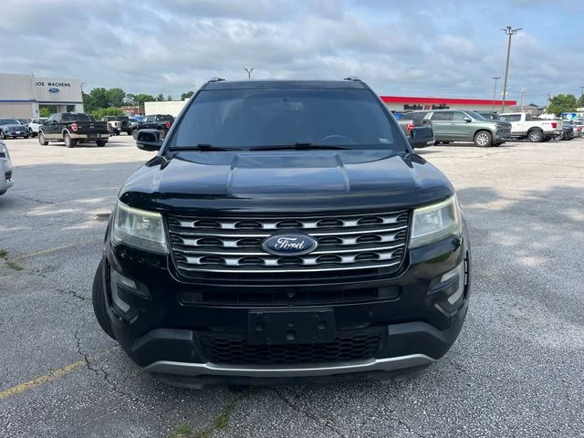Used 2017 Black Ford Limited image 8