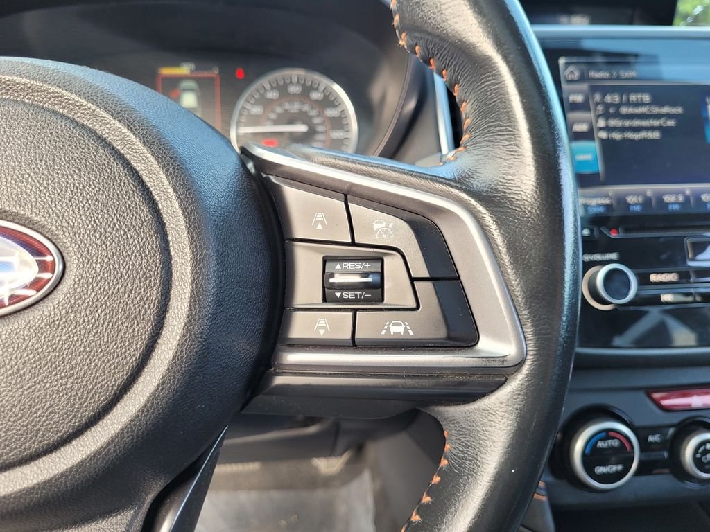 Used 2018 Silver Subaru 2.0i Limited image 23