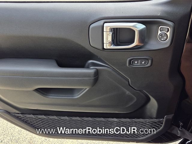 New 2026 Black Clear-Coat Exterior Paint Jeep Mojave image 29
