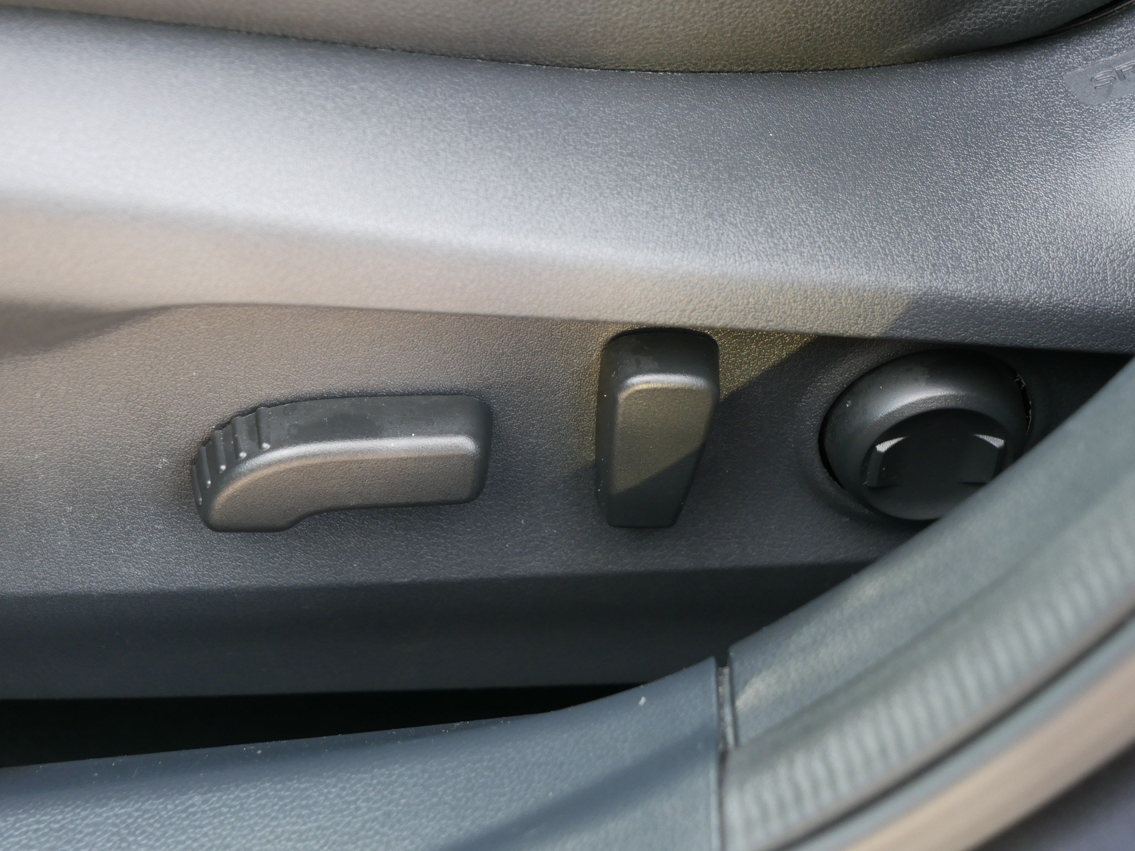 Used 2025 Magnetite Gray Metallic Subaru Onyx Edition image 20
