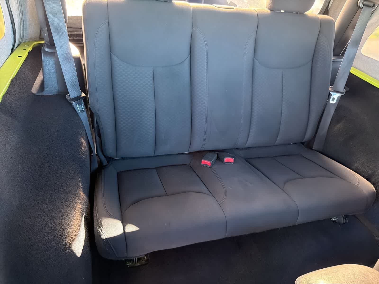 Used 2016 Hypergreen Clearcoat Jeep Sport image 20