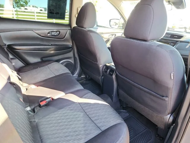 Used 2019 Gray Nissan SV image 27