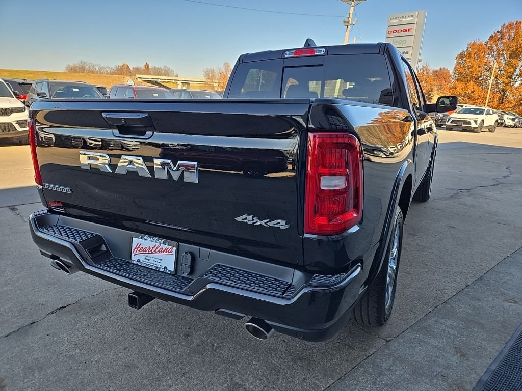 New 2026 Diamond Black Crystal Pearl-Coat Exterior Paint RAM Big Horn/Lone Star image 10