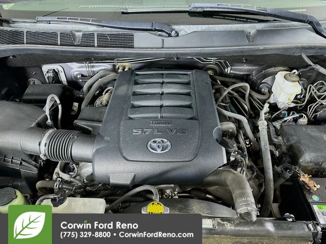 Used 2017 Magnetic Gray Metallic Toyota SR5 image 27