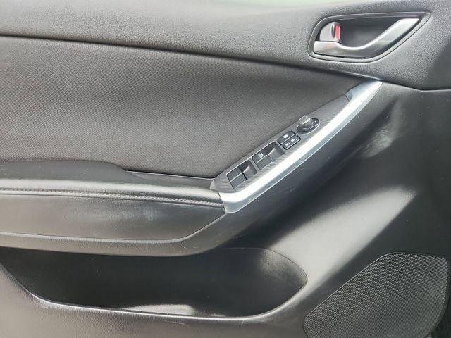 Used 2016 Black Mazda Touring image 20