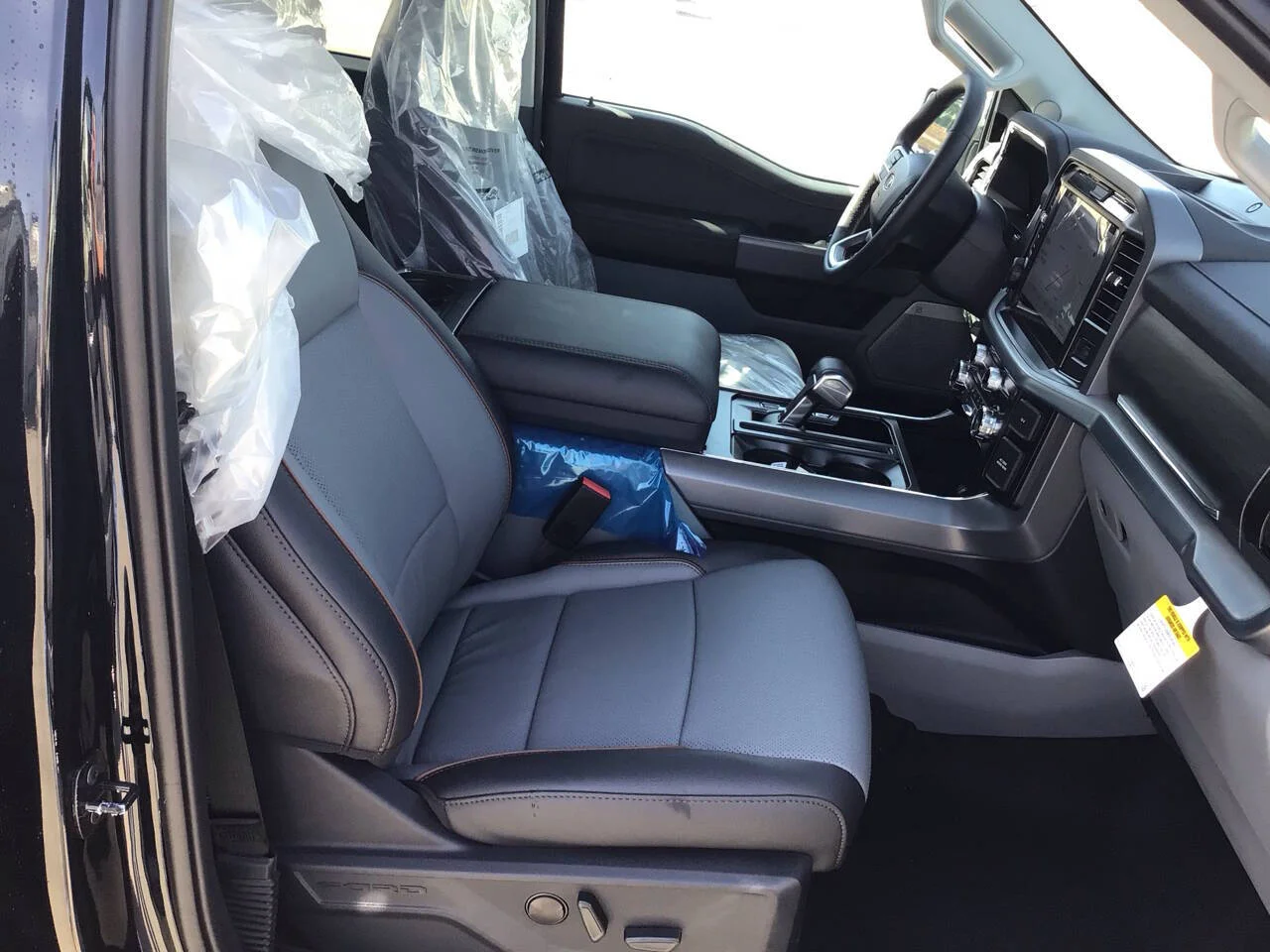 New 2026 Agate Black Metallic Ford Lariat® image 12