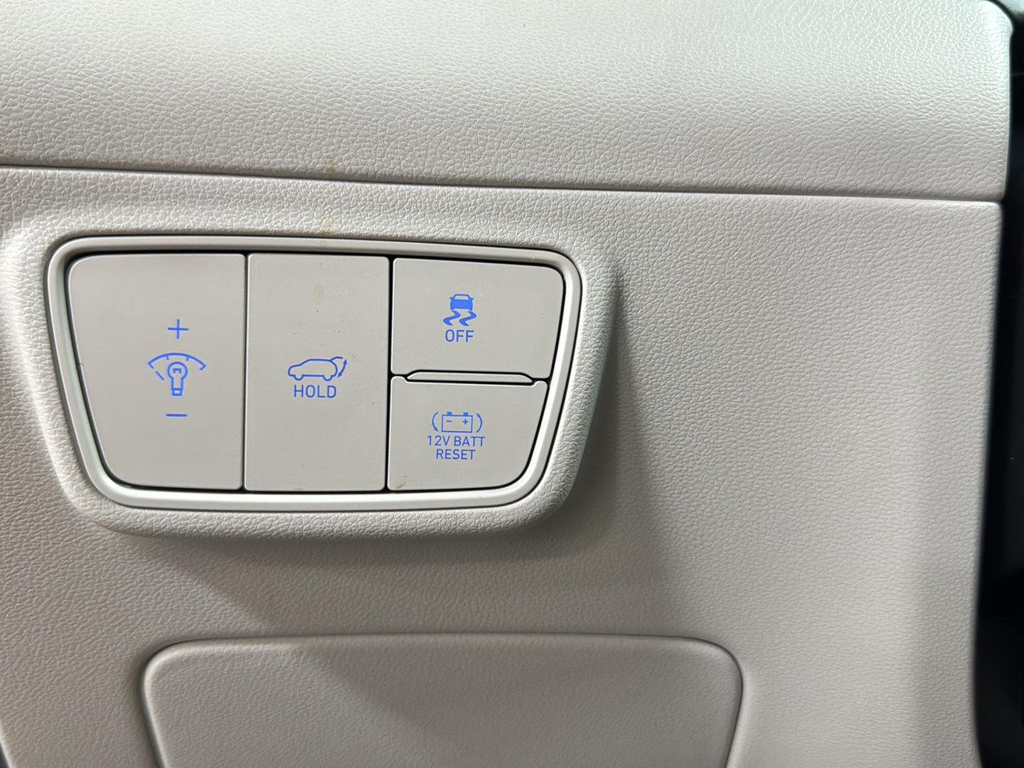 Certified Used 2024 Black Pearl Hyundai SEL Convenience image 32