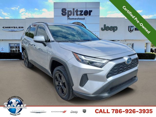 2024 Toyota RAV4 Hybrid XLE