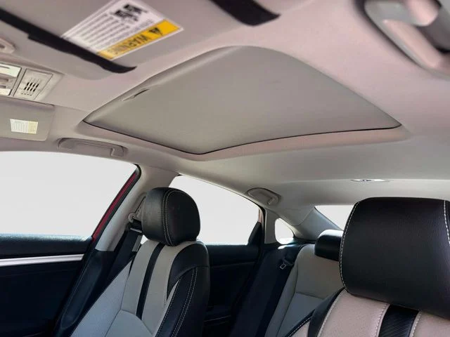 Used 2018 Red Honda EX image 26