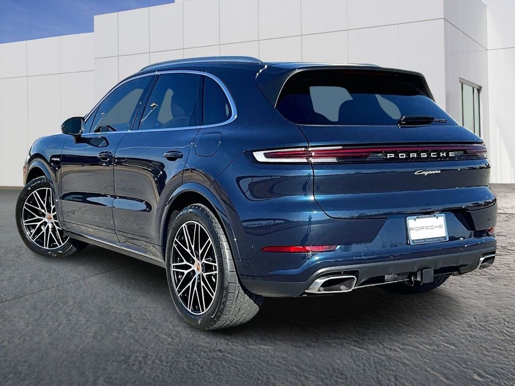 Used 2026 Blue Porsche  image 3