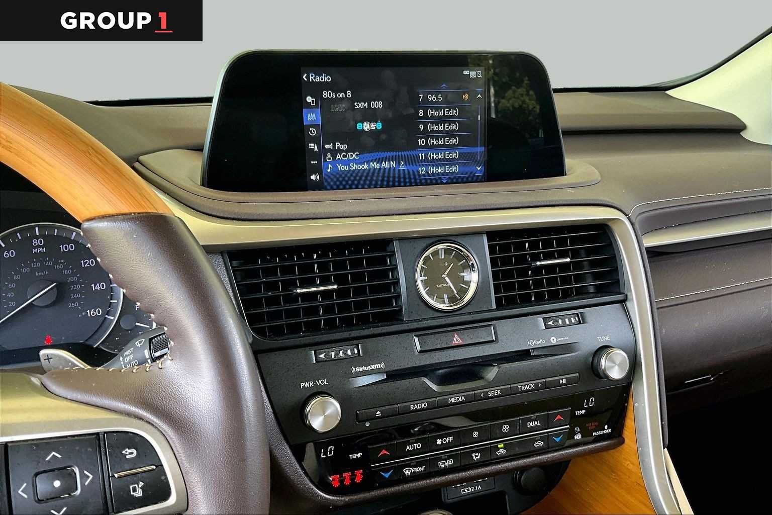Certified Used 2020 Moonbeam Beige Metallic Lexus  image 6