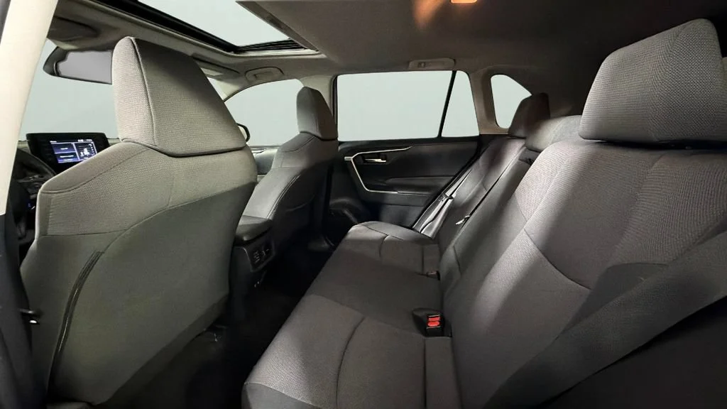 Used 2019 Blue Toyota XLE image 27