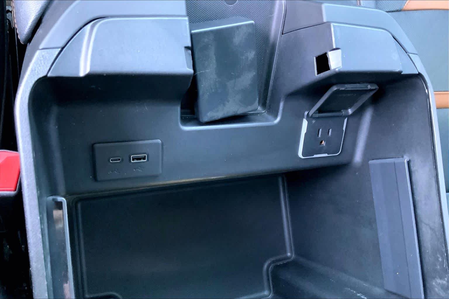 Used 2024 Onyx Black GMC AT4 image 35