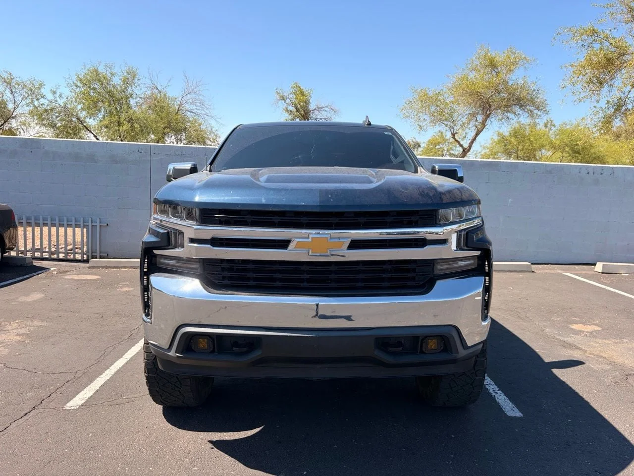 Used 2020 Northsky Blue Metallic Chevrolet LT image 2