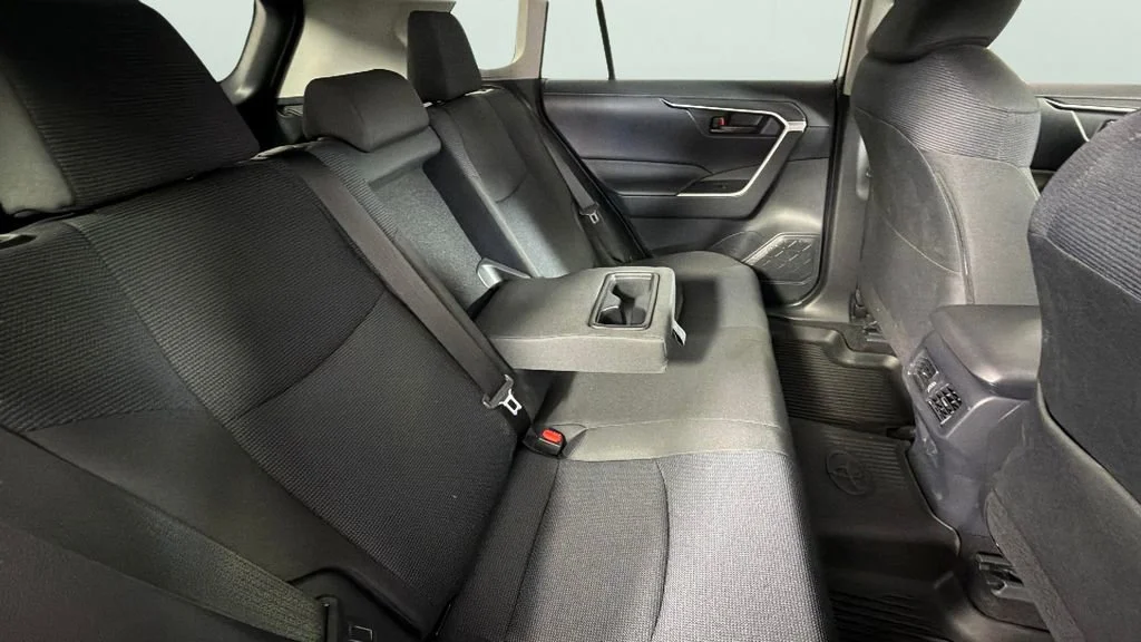 Used 2025 Silver Toyota LE image 28