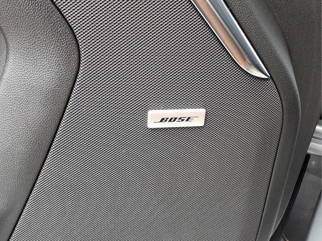 Used 2025 Sterling Metallic GMC Denali image 17