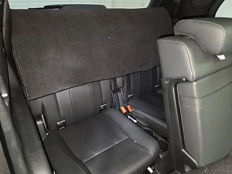Used 2024 Black Mercedes-Benz 300 image 14