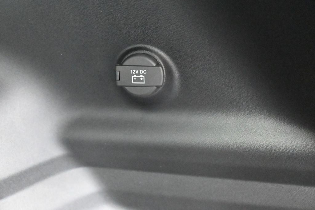 New 2026 Sting-Gray Clear-Coat Exterior Paint Jeep Limited image 16