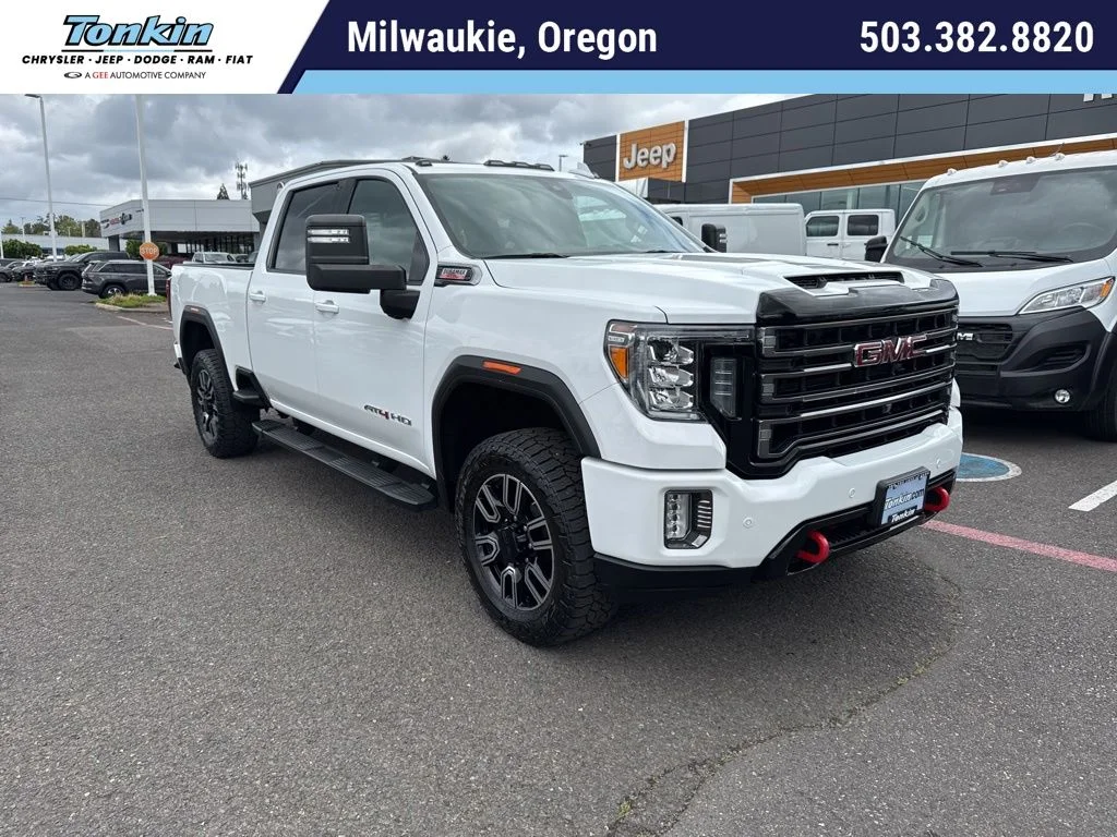 2020 GMC Sierra AT4 4WD Crew Cab Standard Box SRW's photo