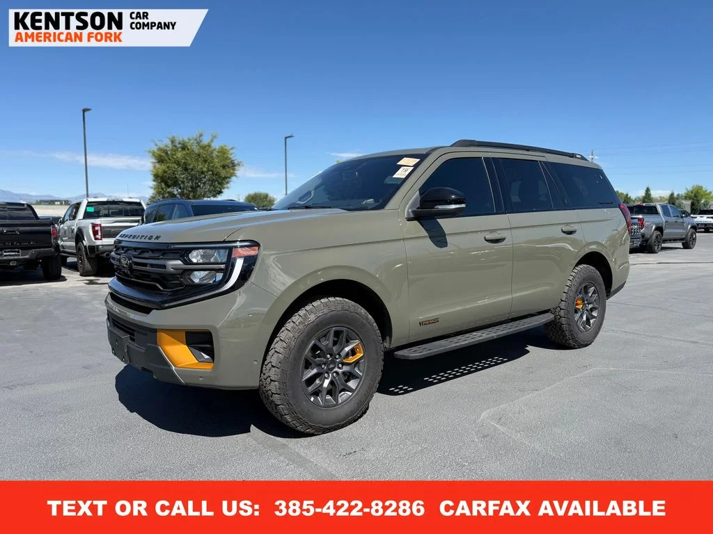 2025 Ford Expedition Tremor's photo