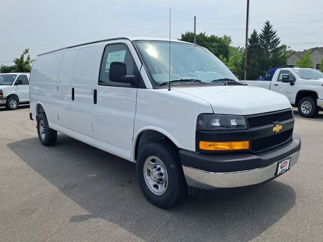2025 Chevrolet Express Cargo Work Van - Photo 3