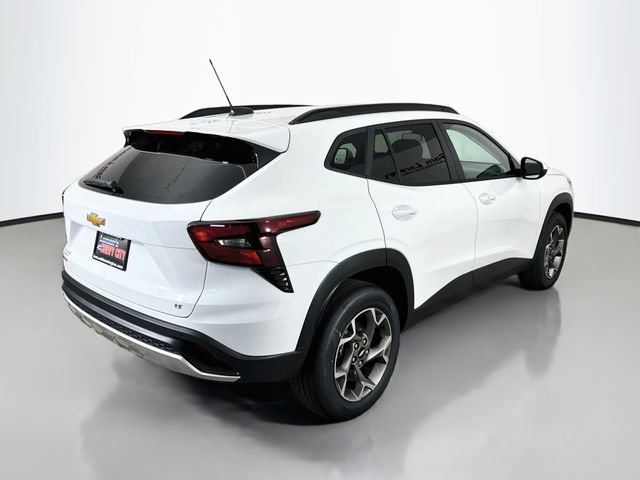 New 2026 Summit White Chevrolet LT image 9