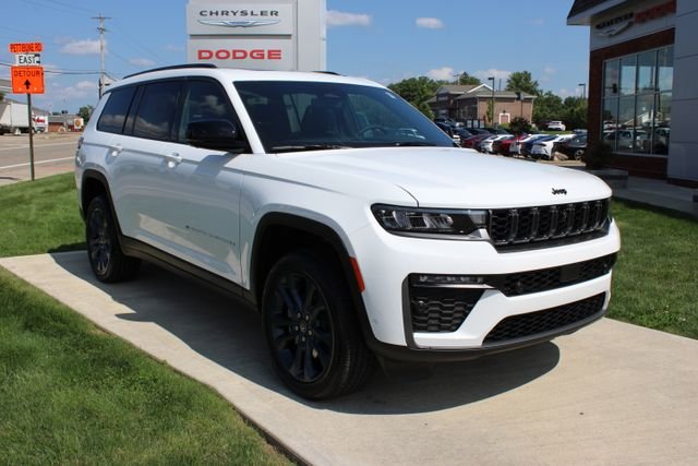 New 2026 Bright White Clearcoat Jeep Limited image 4