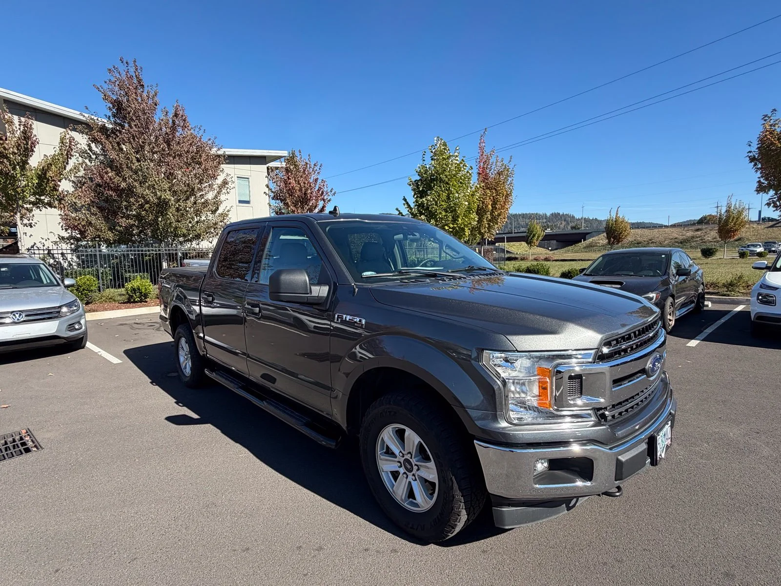 Used 2019 Gray Ford XLT image 7