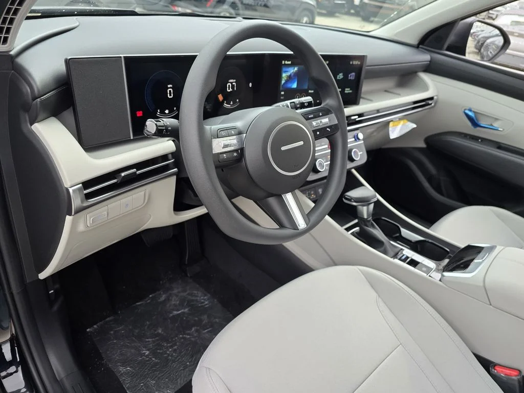 New 2026 Black Hyundai SE image 13