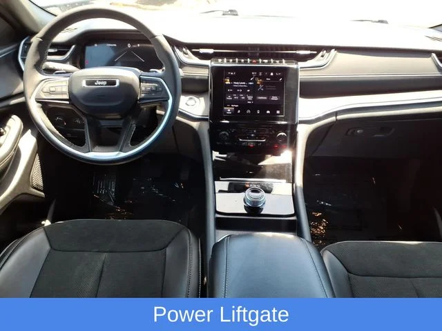 Used 2025 White Jeep Altitude image 26