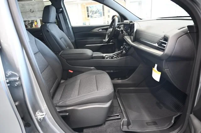 2026 Chevrolet Traverse LT - Photo 10