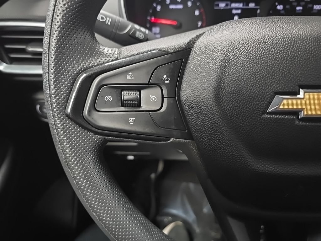 Used 2023 Blue Chevrolet LT image 19