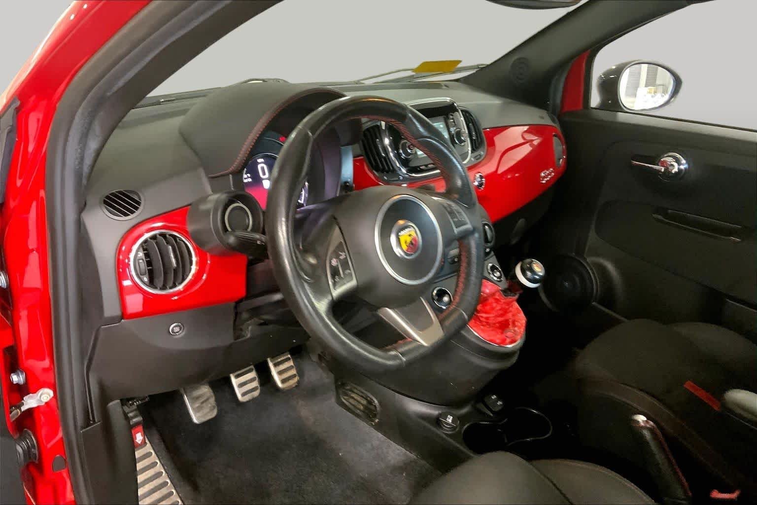 Used 2016 Rosso (Red) FIAT Abarth image 15