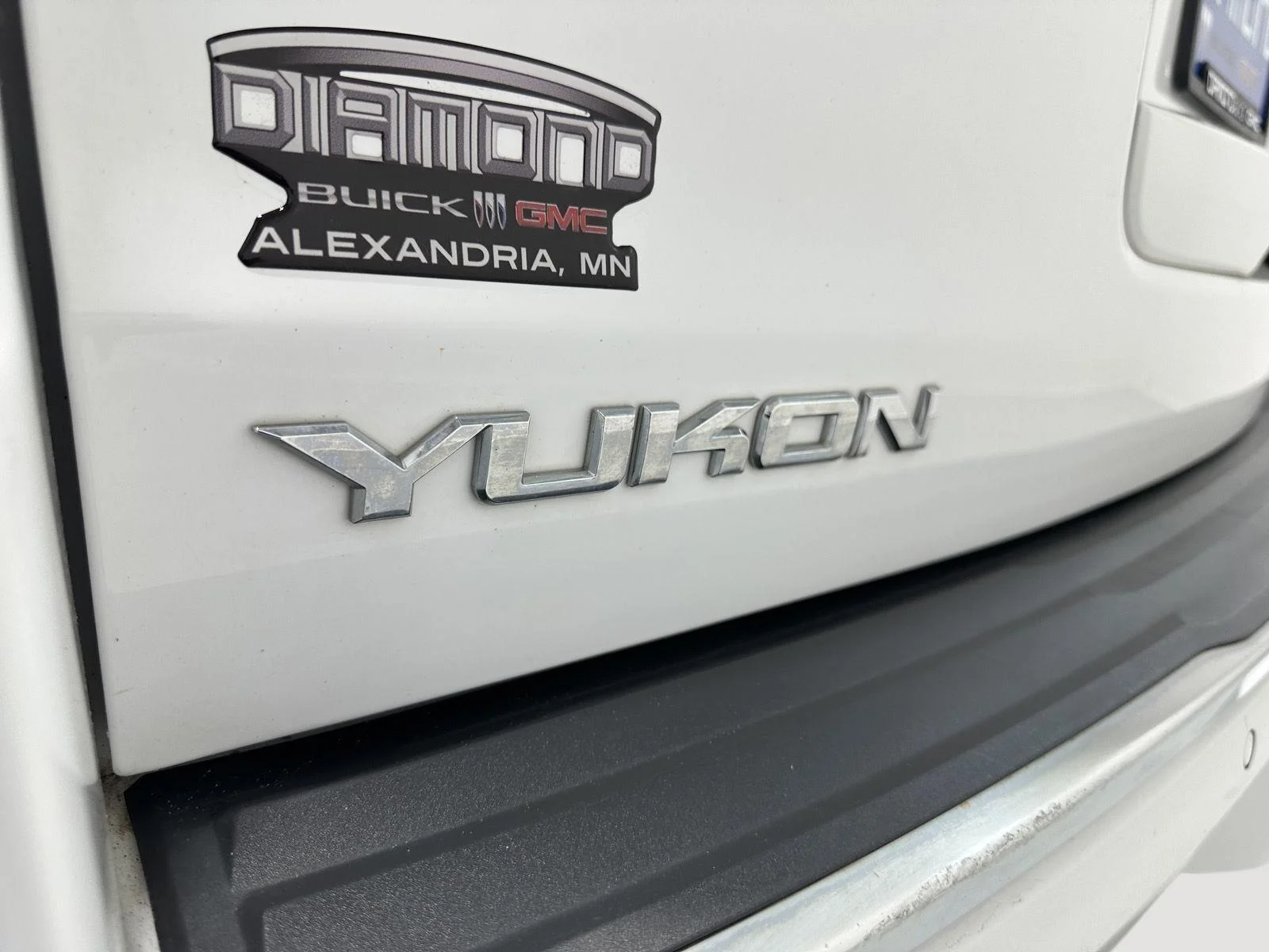 Used 2019 SUMMIT WHITE GMC Denali image 31