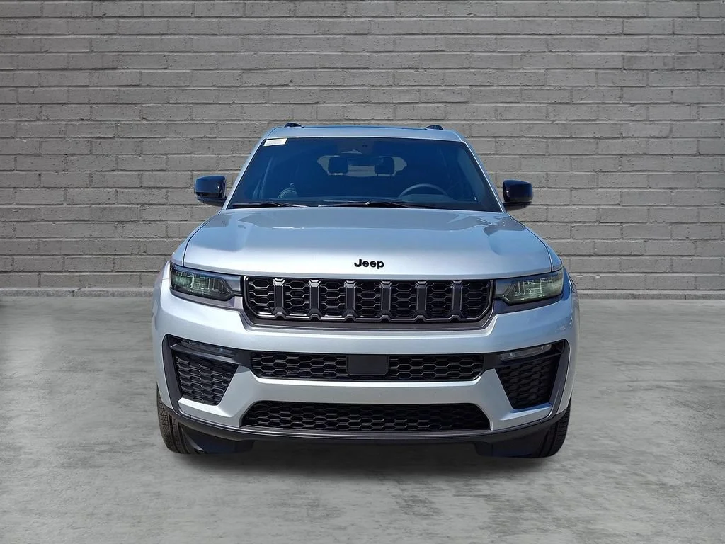 New 2026 Silver Zynith Jeep Limited image 2