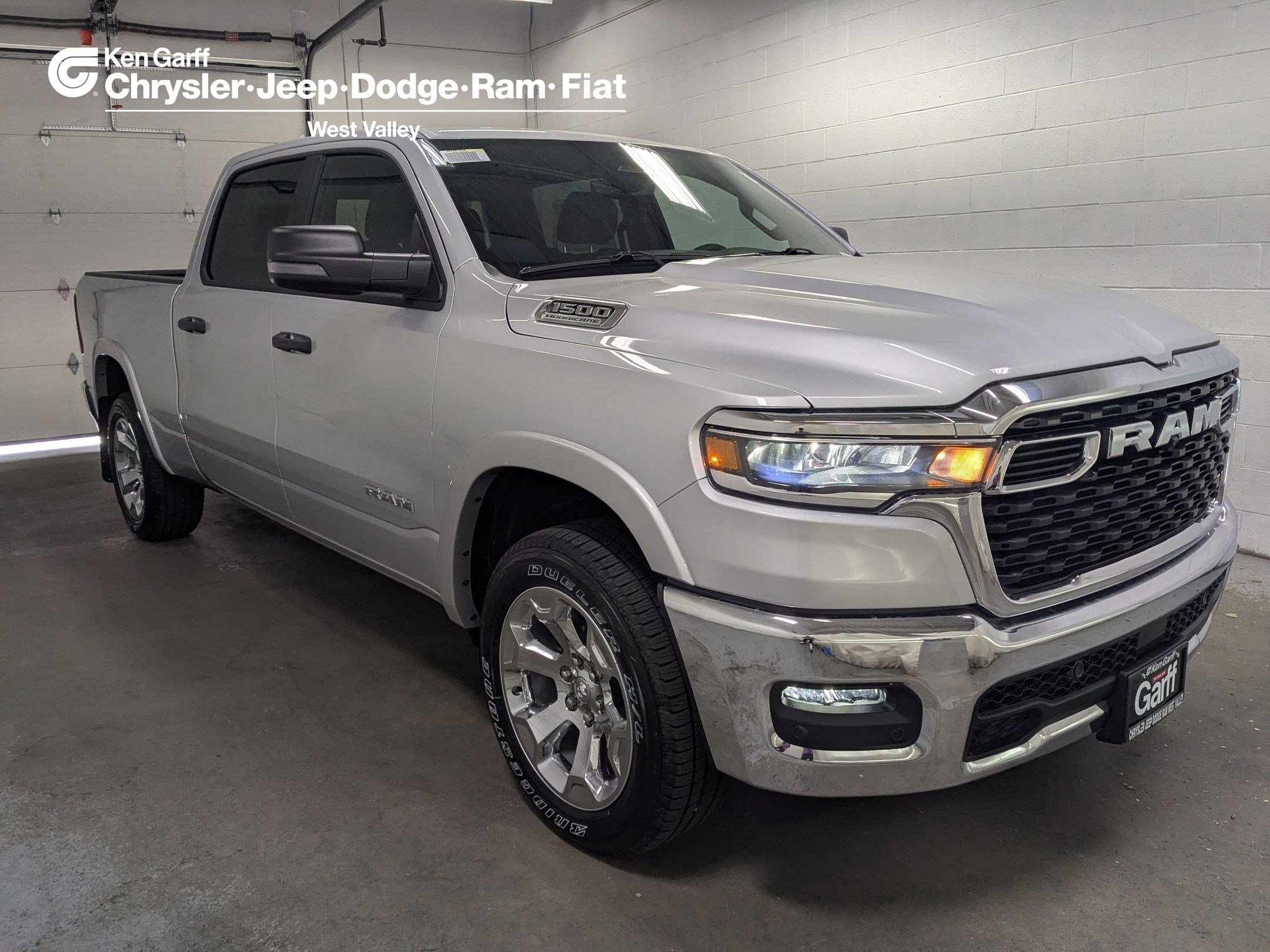 2026 RAM 1500 Big Horn/Lone Star 4x4 Crew Cab 6'4's photo