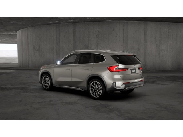 New 2026 Space Silver Metallic BMW xDrive28i image 2