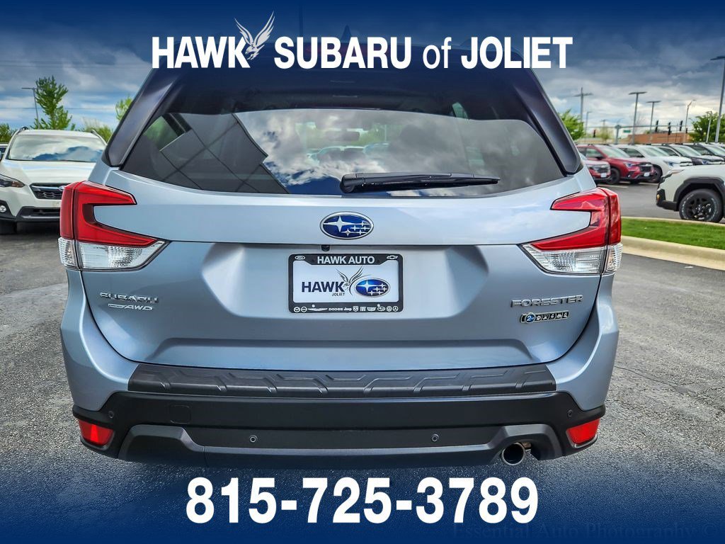 Used 2020 Ice Silver Metallic Subaru Limited image 5