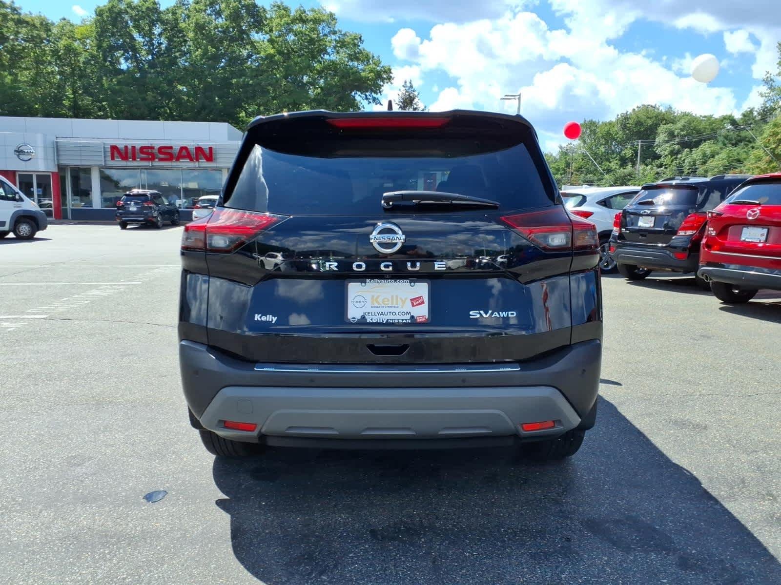 Certified Used 2021 Super Black Nissan SV image 6