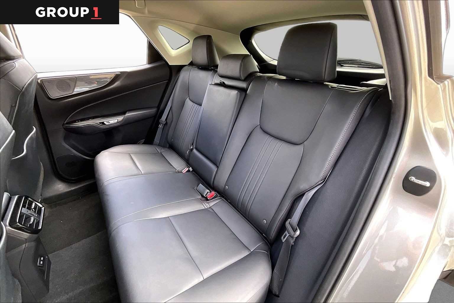 Used 2024 Atomic Silver Lexus Premium image 18