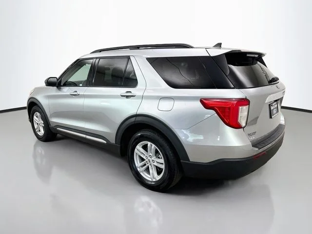 Used 2024 Silver Metallic Ford XLT image 5
