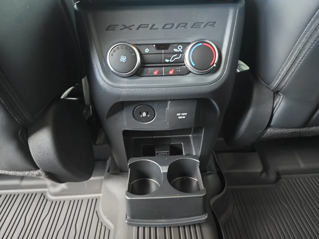 New 2026 Vapor Blue Metallic Ford Tremor® image 32