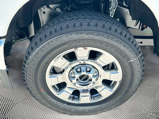 New 2026 White Metallic Ford Lariat image 20