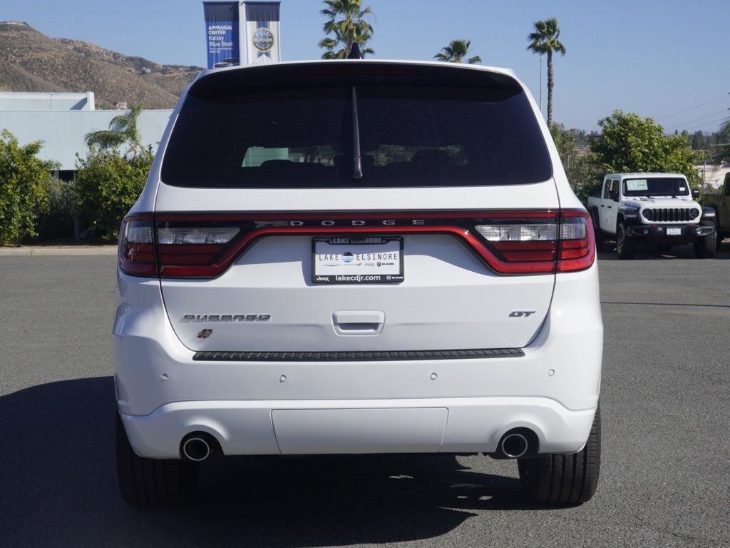 New 2026 White Knuckle Clear-Coat Exterior Paint Dodge GT HEMI V8 image 4