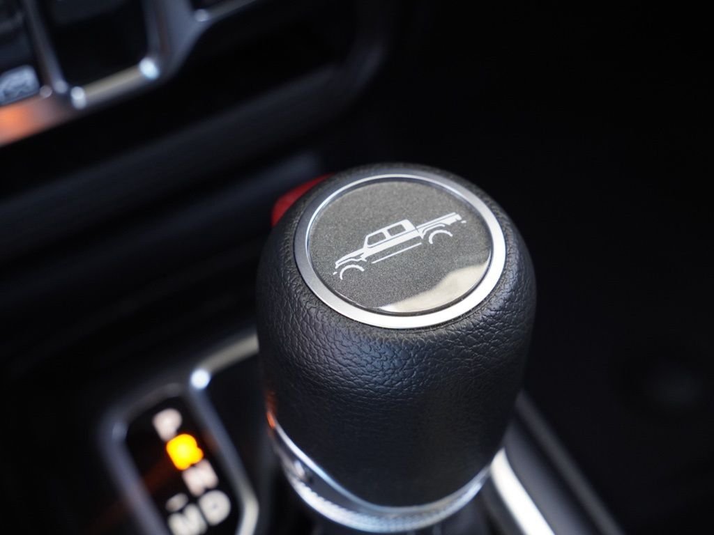 New 2026 Anvil Clear-Coat Exterior Paint Jeep Sport S Dark Sky Appearance image 18