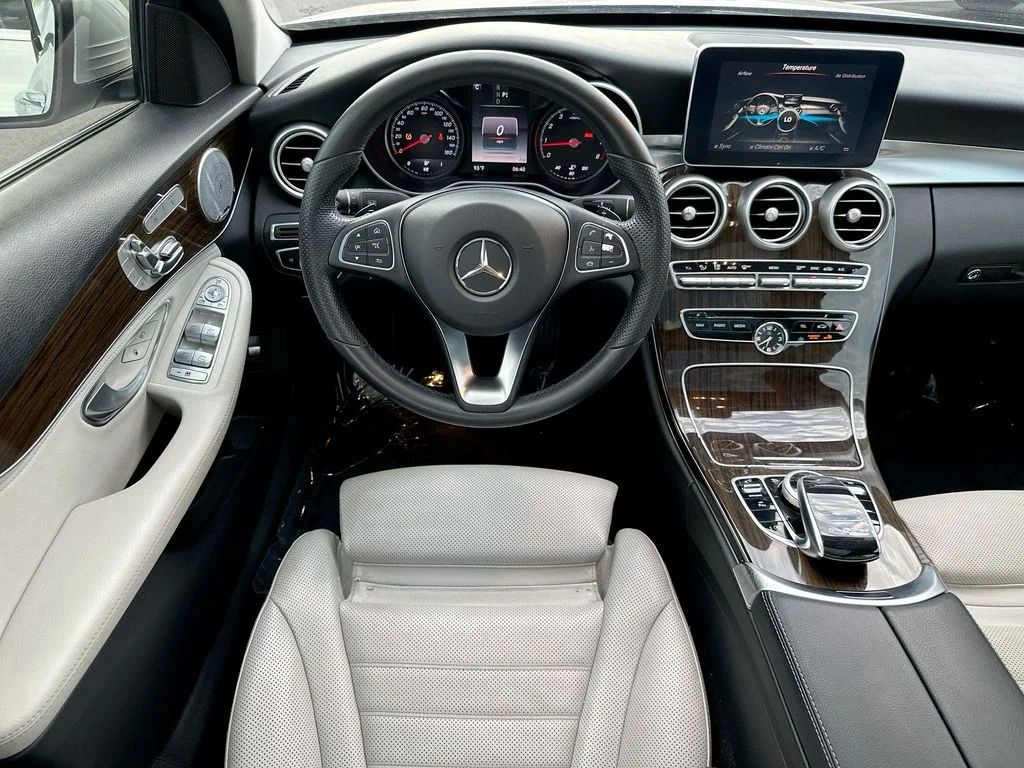 Used 2016 Silver Mercedes-Benz C 300 image 9