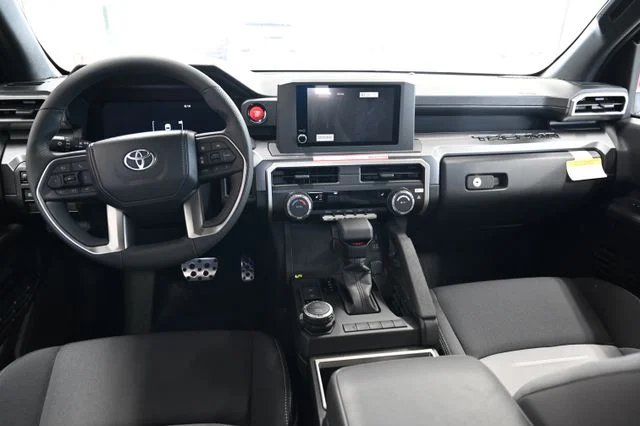 2026 Toyota Tacoma TRD Sport - Photo 14