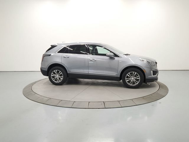 Used 2023 Silver Cadillac Premium Luxury image 9